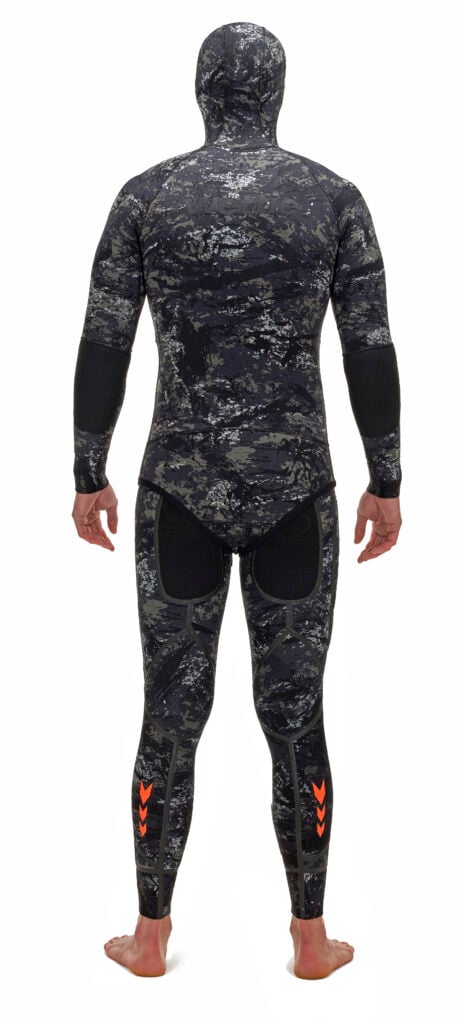 fusion wetsuit back